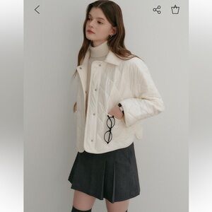 Elegant Women's Cream Puffer Jacket